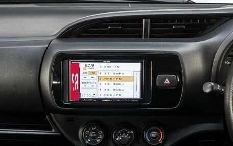 Toyota Vitz, 2019 год, 1 099 000 рублей, 19 фотография
