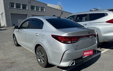KIA Rio IV, 2021 год, 1 700 000 рублей, 4 фотография