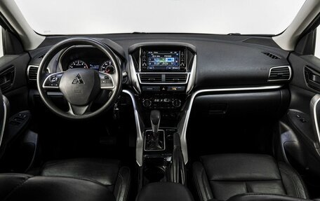 Mitsubishi Eclipse Cross, 2018 год, 1 990 000 рублей, 17 фотография