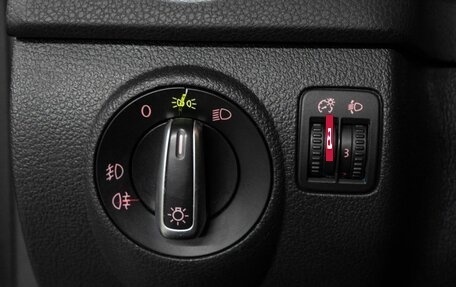 Volkswagen Tiguan I, 2011 год, 1 029 000 рублей, 12 фотография