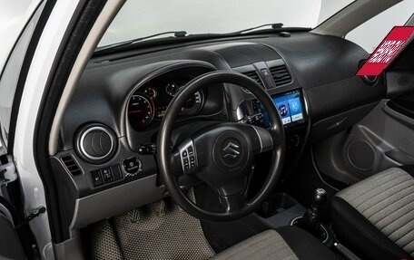 Suzuki SX4 II рестайлинг, 2011 год, 915 000 рублей, 10 фотография