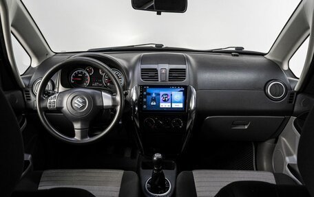 Suzuki SX4 II рестайлинг, 2011 год, 915 000 рублей, 17 фотография