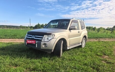 Mitsubishi Pajero IV, 2008 год, 1 850 000 рублей, 1 фотография