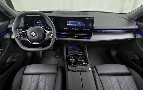BMW 5 серия, 2024 год, 5 269 000 рублей, 9 фотография