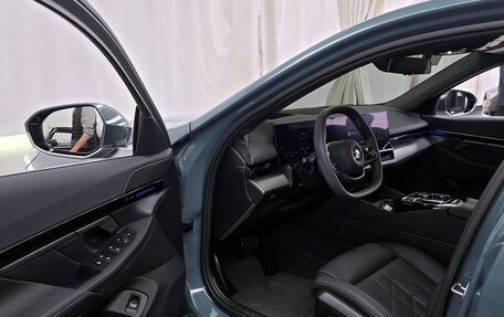 BMW 5 серия, 2024 год, 5 269 000 рублей, 16 фотография
