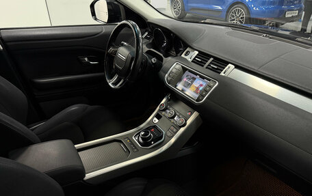 Land Rover Range Rover Evoque I, 2017 год, 2 150 000 рублей, 14 фотография