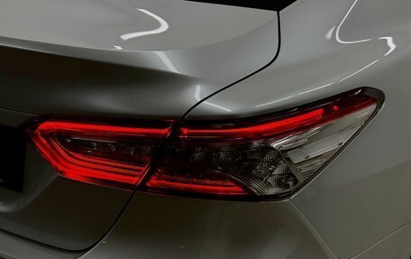 Toyota Camry, 2020 год, 3 060 000 рублей, 10 фотография