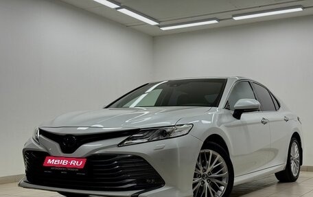 Toyota Camry, 2020 год, 3 060 000 рублей, 7 фотография