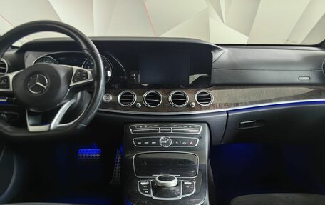 Mercedes-Benz E-Класс, 2016 год, 2 975 000 рублей, 15 фотография