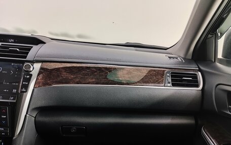 Toyota Camry, 2017 год, 2 190 000 рублей, 11 фотография