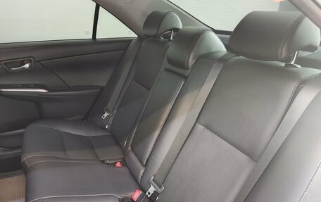 Toyota Camry, 2017 год, 2 190 000 рублей, 18 фотография