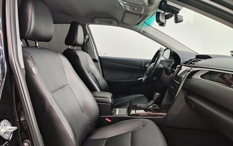 Toyota Camry, 2017 год, 2 190 000 рублей, 20 фотография