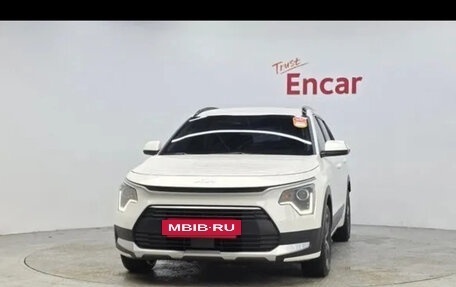 KIA Niro, 2022 год, 1 950 000 рублей, 3 фотография