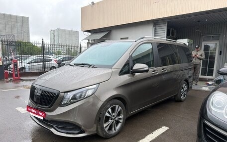 Mercedes-Benz V-Класс, 2018 год, 5 000 000 рублей, 2 фотография
