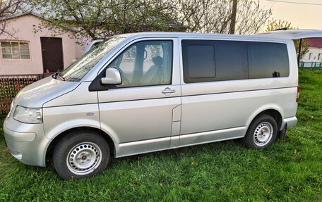 Volkswagen Caravelle T5, 2008 год, 1 900 000 рублей, 4 фотография