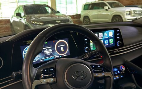 Hyundai Elantra, 2021 год, 2 300 000 рублей, 6 фотография