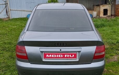 Audi A4, 1999 год, 220 000 рублей, 5 фотография