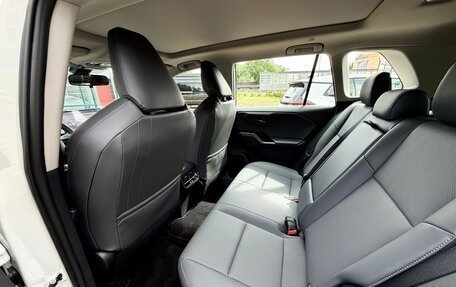 Toyota RAV4, 2026 год, 3 999 999 рублей, 13 фотография