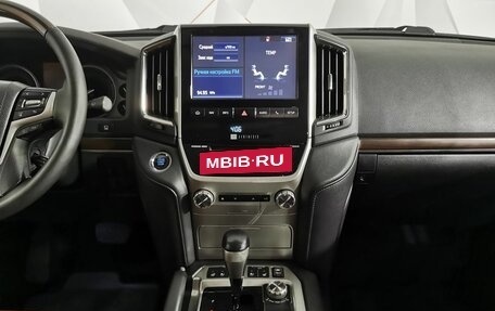 Toyota Land Cruiser 200, 2015 год, 4 995 000 рублей, 14 фотография