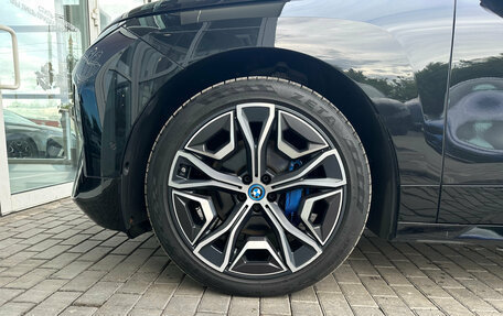 BMW iX, 2022 год, 5 490 000 рублей, 10 фотография