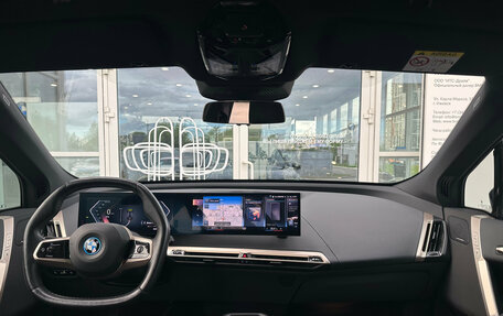BMW iX, 2022 год, 5 490 000 рублей, 15 фотография