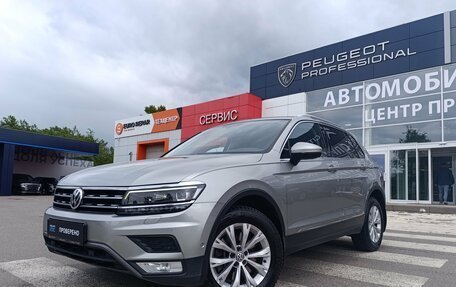 Volkswagen Tiguan II, 2017 год, 2 500 000 рублей, 2 фотография