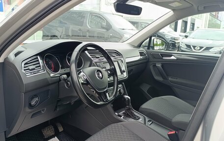 Volkswagen Tiguan II, 2017 год, 2 500 000 рублей, 16 фотография