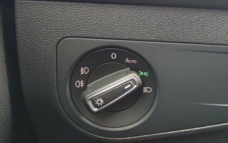 Volkswagen Tiguan II, 2017 год, 2 500 000 рублей, 24 фотография