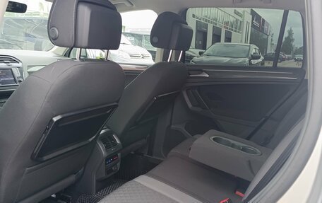Volkswagen Tiguan II, 2017 год, 2 500 000 рублей, 27 фотография