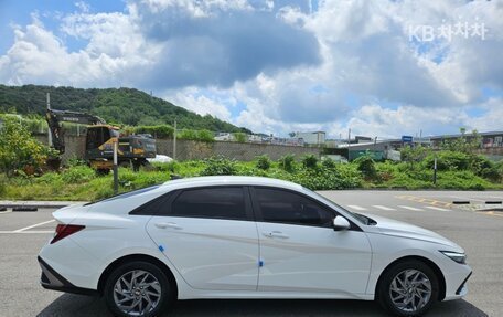 Hyundai Avante, 2024 год, 1 520 000 рублей, 6 фотография
