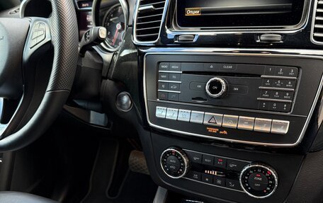 Mercedes-Benz GLE, 2017 год, 4 700 000 рублей, 12 фотография