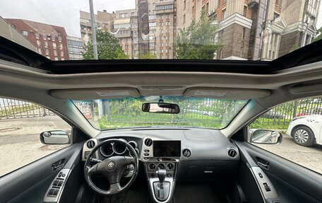 Toyota Matrix, 2004 год, 585 000 рублей, 9 фотография