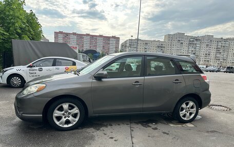 Toyota Matrix, 2004 год, 585 000 рублей, 3 фотография