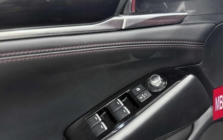 Mazda 6, 2021 год, 3 150 000 рублей, 24 фотография