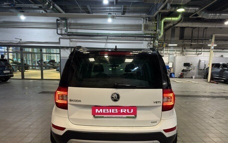 Skoda Yeti I рестайлинг, 2017 год, 1 549 000 рублей, 6 фотография