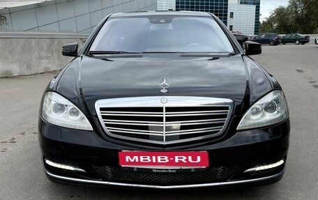 Mercedes-Benz S-Класс, 2011 год, 1 995 000 рублей, 1 фотография