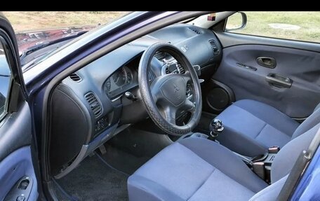 Mitsubishi Carisma I, 2002 год, 185 000 рублей, 11 фотография