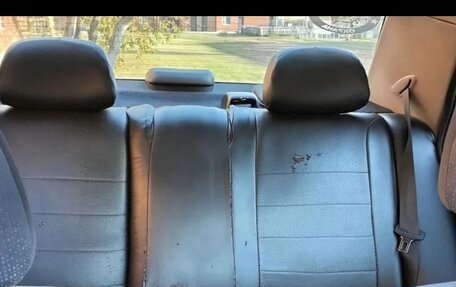 Mitsubishi Carisma I, 2002 год, 185 000 рублей, 13 фотография