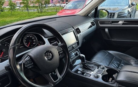 Volkswagen Touareg III, 2017 год, 2 900 000 рублей, 3 фотография
