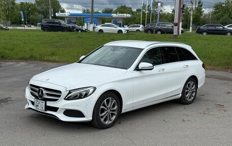 Mercedes-Benz C-Класс, 2015 год, 1 900 000 рублей, 4 фотография