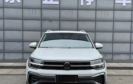 Volkswagen Tharu, 2023 год, 2 300 009 рублей, 2 фотография