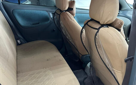Toyota Vitz, 1999 год, 351 000 рублей, 12 фотография