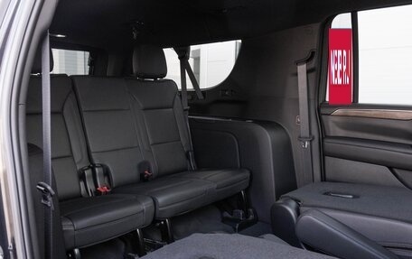 Chevrolet Suburban, 2023 год, 13 500 000 рублей, 11 фотография
