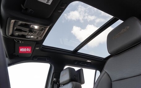 Chevrolet Suburban, 2023 год, 13 500 000 рублей, 29 фотография