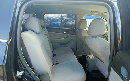 Chevrolet Orlando I, 2011 год, 966 000 рублей, 13 фотография