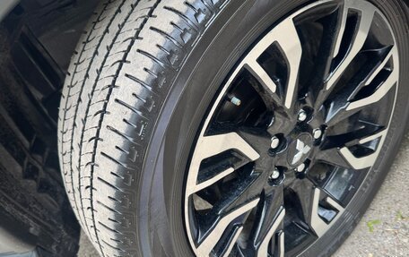 Mitsubishi Outlander III рестайлинг 3, 2021 год, 2 590 000 рублей, 6 фотография
