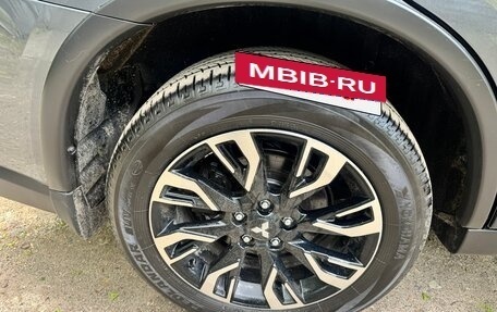 Mitsubishi Outlander III рестайлинг 3, 2021 год, 2 590 000 рублей, 8 фотография