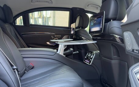 Mercedes-Benz S-Класс, 2018 год, 36 500 000 рублей, 25 фотография