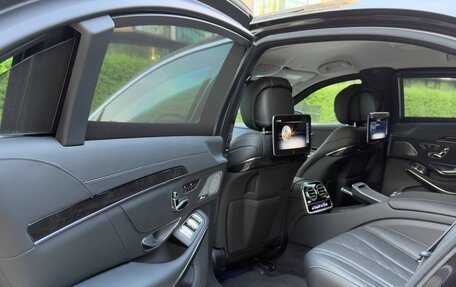 Mercedes-Benz S-Класс, 2018 год, 36 500 000 рублей, 32 фотография