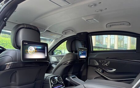 Mercedes-Benz S-Класс, 2018 год, 36 500 000 рублей, 34 фотография
